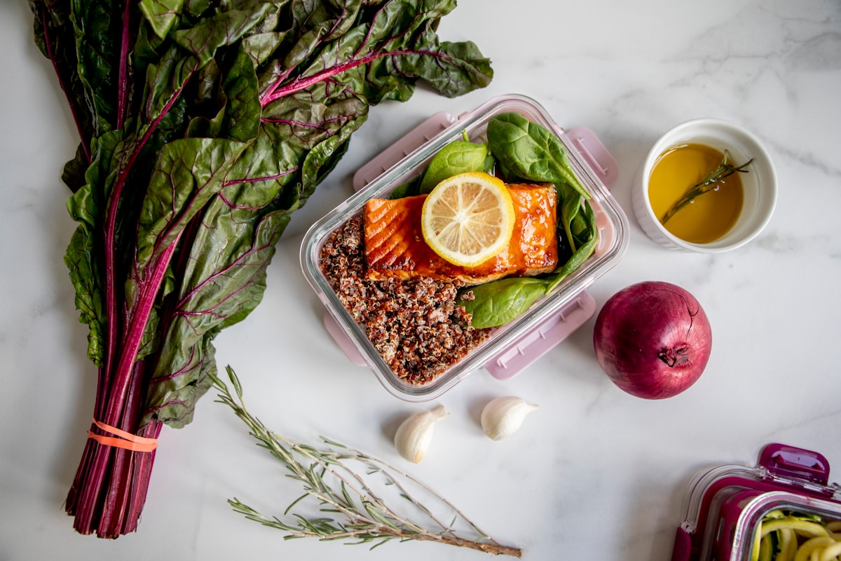 Sarah Mitchell, Nutrition Writer